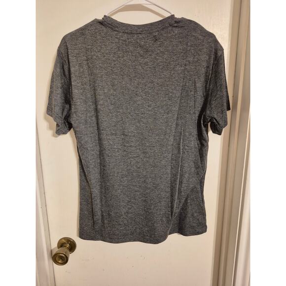 Christmas Crew Tshirt-Size Small- NWT - Picture 5 of 7